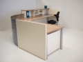 Arbeitsplatztheke Dekor Magnolia und Kirsche Havanna, geschlitzte Edelstahlblende