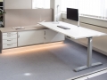 Schreibtisch mit Unterschrank